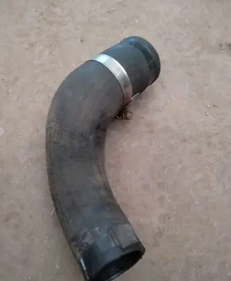 Toyota Avensis T270 Intercooler hose/pipe 173420X020