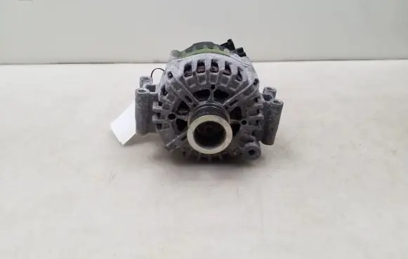 BMW 5 F10 F11 Generator/alternator 7603779