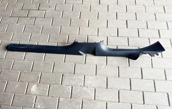 Volkswagen Golf VIII Front sill trim cover 5H0853372
