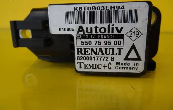 Renault Laguna I Airbag deployment crash/impact sensor 8200017772B