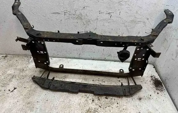 Nissan Qashqai Radiator support slam panel 