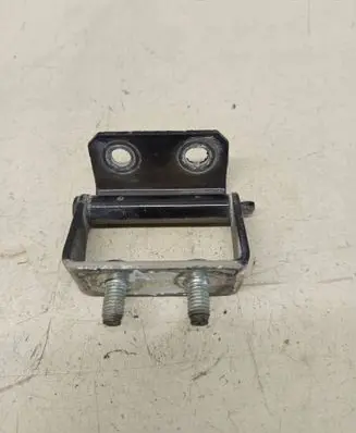 Nissan Qashqai+2 Tailgate/trunk/boot hinge