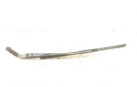 Mitsubishi Pajero Windshield/front glass wiper blade 