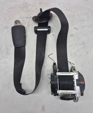 BMW X1 F48 F49 Front seatbelt 7428112