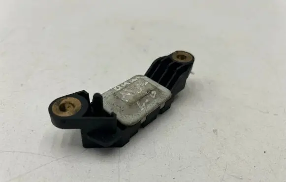 Mercedes-Benz E W211 Airbag deployment crash/impact sensor 0018209126 100330002