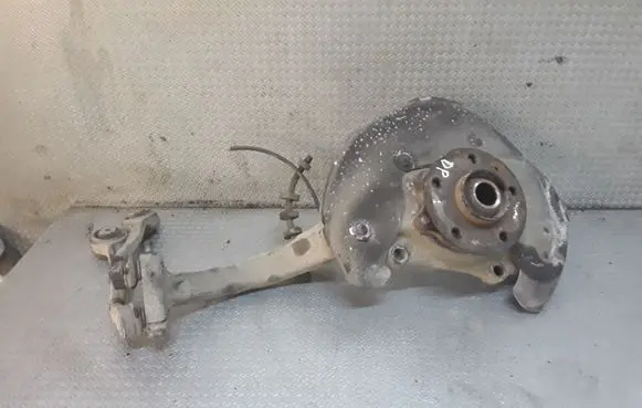 Audi A5 8T 8F Front wheel hub spindle knuckle