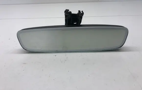 Rear view mirror (interior)