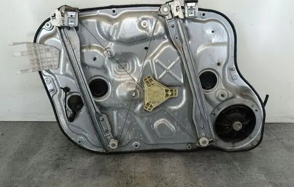 KIA Ceed Front door window regulator with motor 824801H070