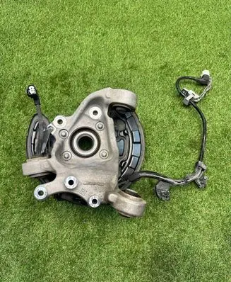 Mercedes-Benz GLA H247 Stub axle 