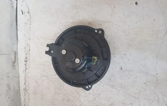 Toyota Avensis T250 Heater fan/blower 0130101601 MF0160700610