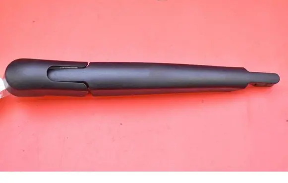 Jeep Renegade Rear wiper blade arm