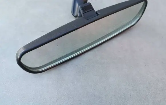 Subaru Impreza II Rear view mirror (interior) E8011681