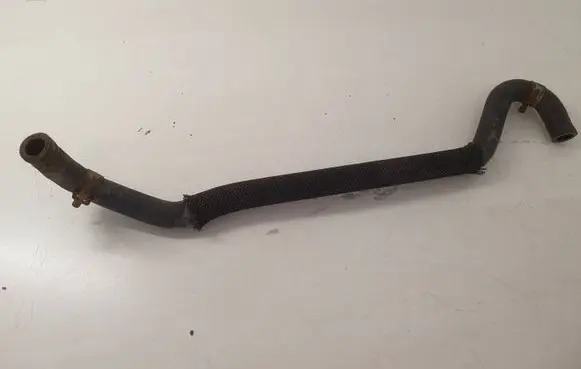 Suzuki Grand Vitara II Engine coolant pipe/hose