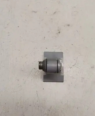 BMW 3 F30 F35 F31 Front door lower hinge 7246068
