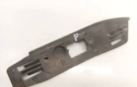 Skoda Superb B5 (3U) Front bumper mounting bracket 3U0807184