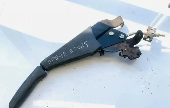 Mitsubishi Space Wagon Handbrake/parking brake lever assembly
