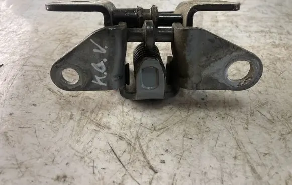 Chrysler 300 - 300C Rear door upper hinge