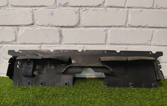 Ford S-MAX Radiator trim EM2BR16613A