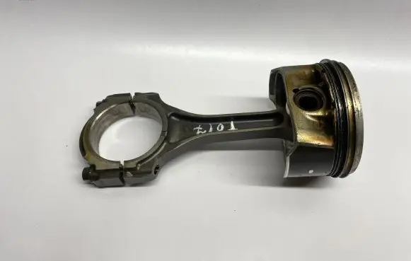 Ford Mustang VI Piston BA5E6K100FA KS1295
