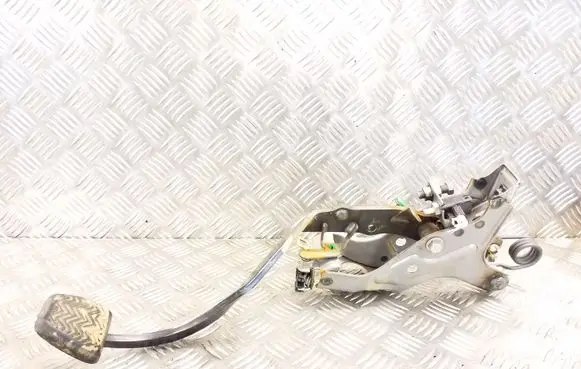 Clutch pedal