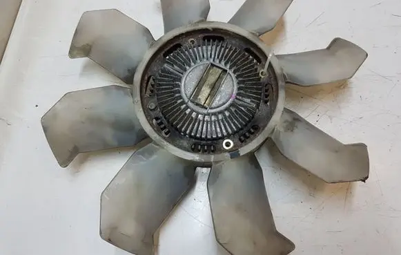 Mitsubishi Pajero Sport I Viscous fan clutch 