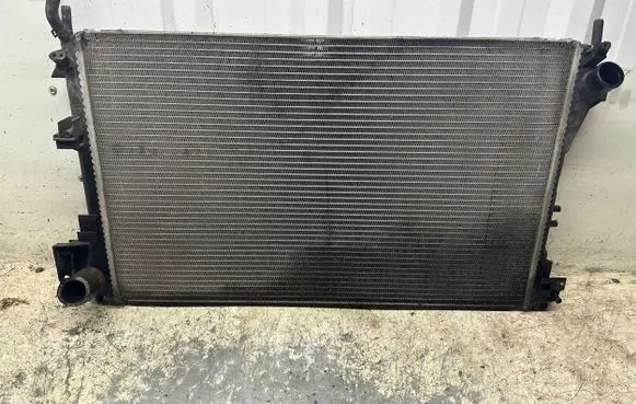 Opel Signum Coolant radiator 24418343 870824GD