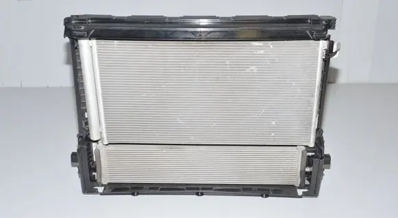 BMW 7 G11 G12 Radiator set 9364255 8632126 8632127