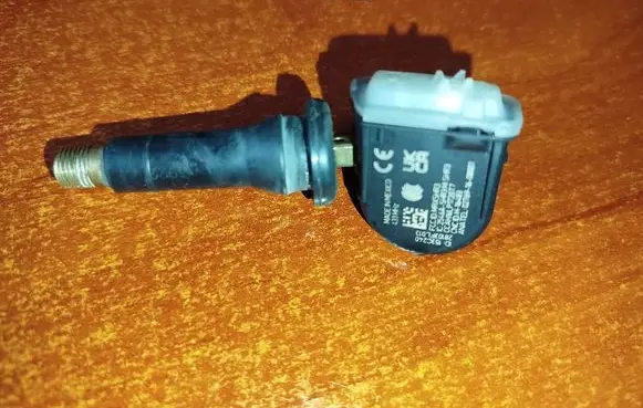 Tire pressure sensor
