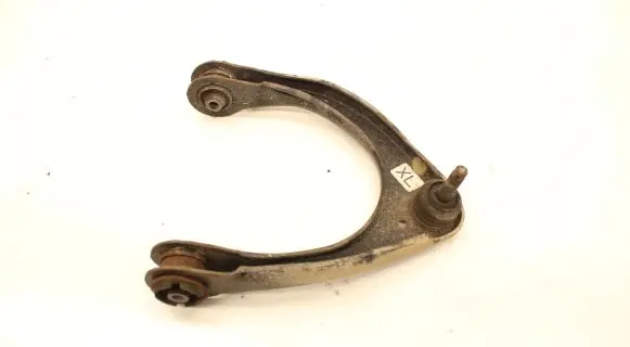 Lexus IS 220D-250-350 Front lower control arm/wishbone 4863059065