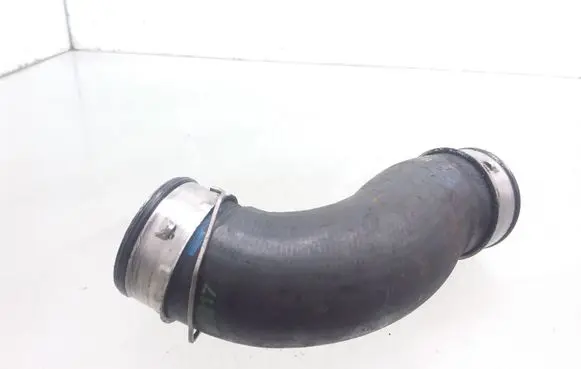 Intercooler hose/pipe