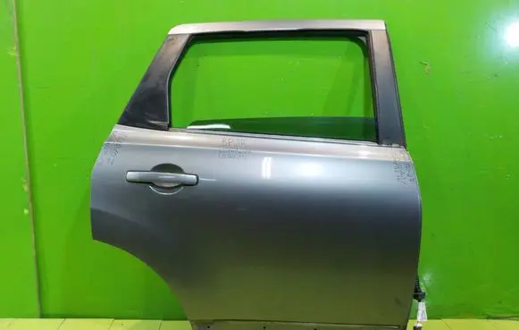 Nissan Qashqai+2 Rear door PRAWE