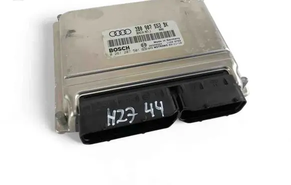 Audi A6 S6 C6 4F Engine control unit/module ECU 3B0907552BK 0261207501