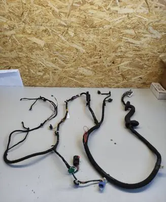 Tesla Model Y Front door wiring loom 148904400E HBT211372L0148