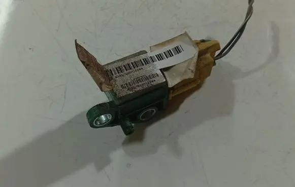 Volkswagen PASSAT B6 Airbag deployment crash/impact sensor 3C0909606
