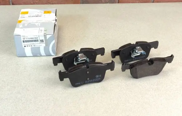 BMW 3 F30 F35 F31 Brake pads (front) 8855002 6874331 6850568