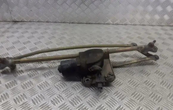 Saab 9-5 Front wiper linkage 