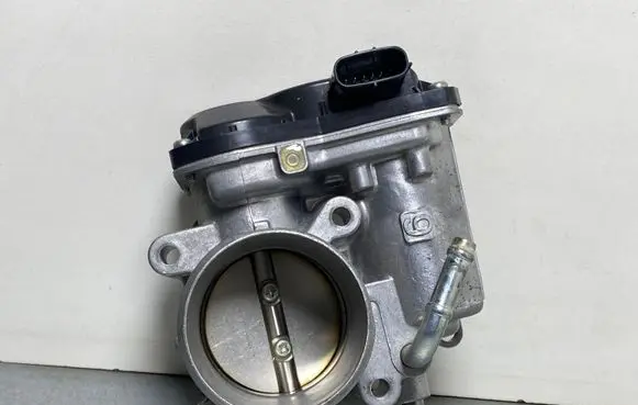 Subaru XV II Electric throttle body valve 16112AA490