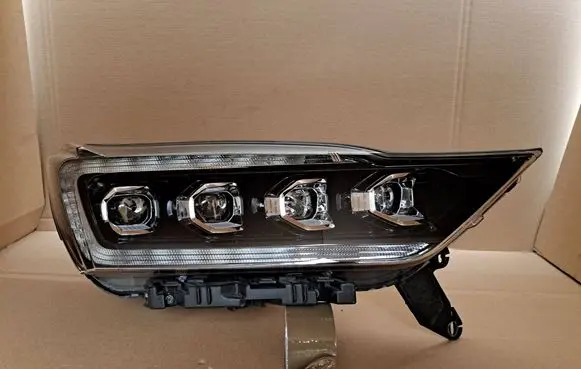 SsangYong Rexton Headlights/headlamps set 8310636000 1011500668 2227713052