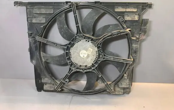 BMW 7 F01 F02 F03 F04 Fan set 67327575562 7575562