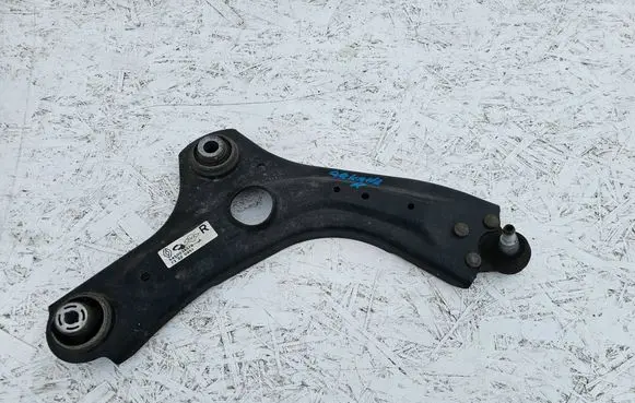 Renault Arkana Front lower control arm/wishbone 545003437R