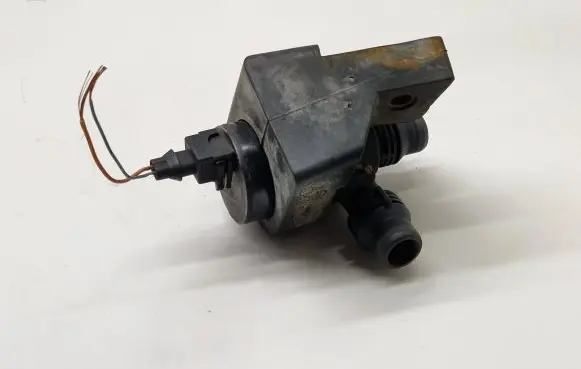 BMW X5 E53 Electric auxiliary coolant/water pump 8381989