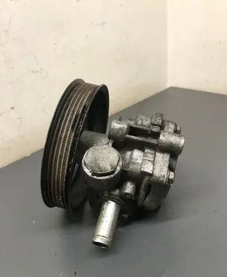 Peugeot 4007 Power steering pump