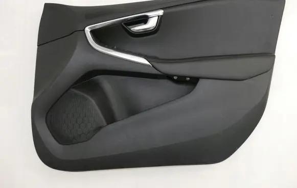Volvo V40 Front door card panel trim