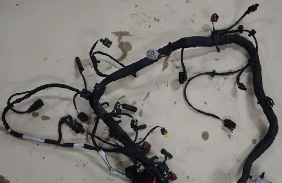 Volkswagen PASSAT B8 Engine installation wiring loom 04L972627HD