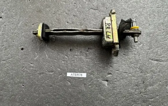 Nissan Terrano Rear door check strap stopper 824300F600