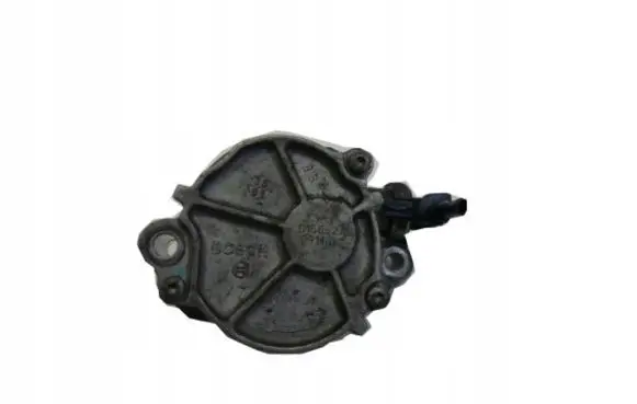 Mazda 3 I Vacuum pump D1562A09110