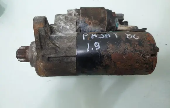 Volkswagen PASSAT B6 Starter motor
