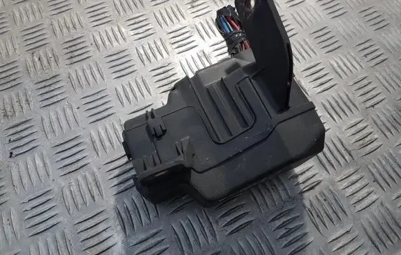 Toyota Avensis T250 Fuse box set