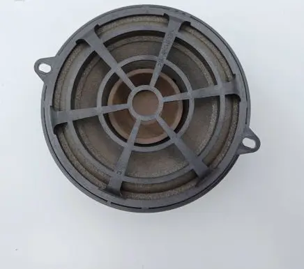 Renault Megane II Rear door speaker