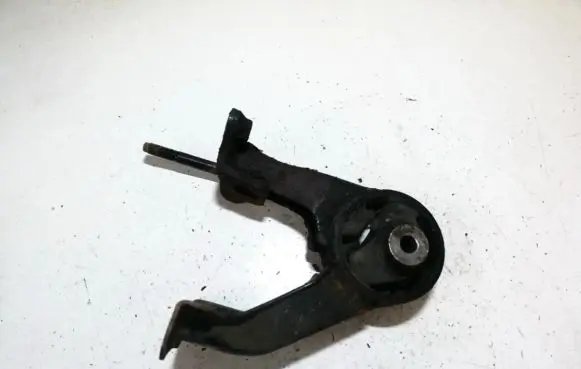 Toyota Avensis Verso Engine mount bracket